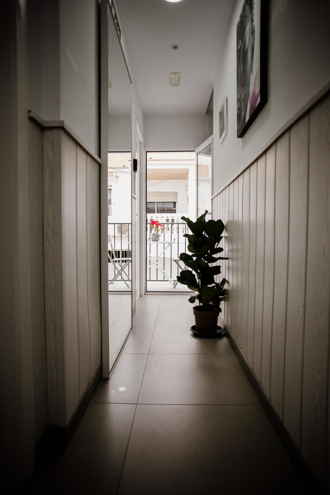 Apartamentos Turisticos Mastil 16 Малага Екстериор снимка