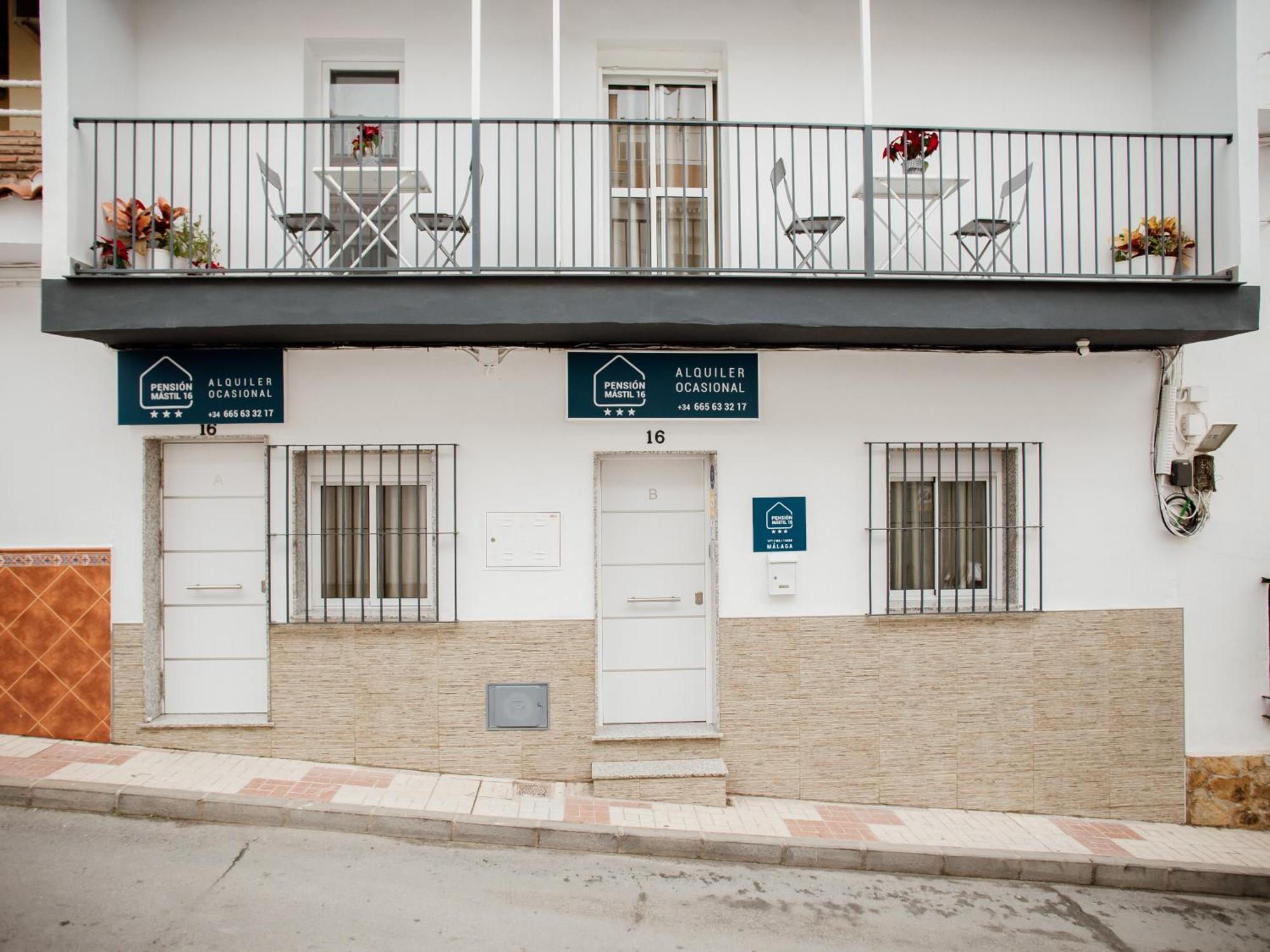 Apartamentos Turisticos Mastil 16 Малага Екстериор снимка