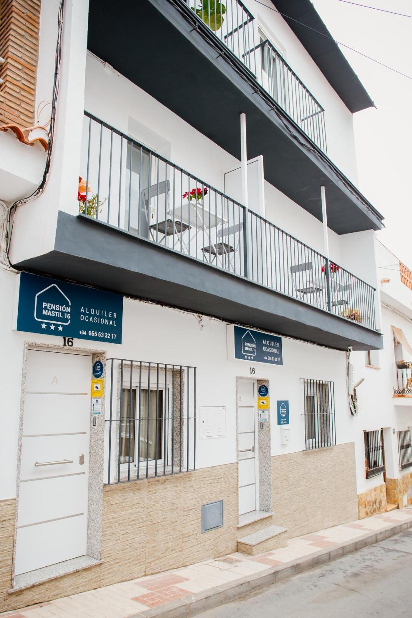 Apartamentos Turisticos Mastil 16 Малага Екстериор снимка