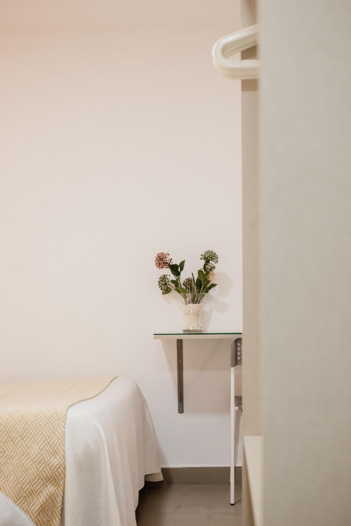 Apartamentos Turisticos Mastil 16 Малага Екстериор снимка